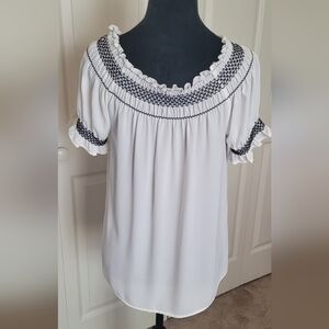 Express Women’s Top WHITE BLACK EMBROIDERY Size SMALL